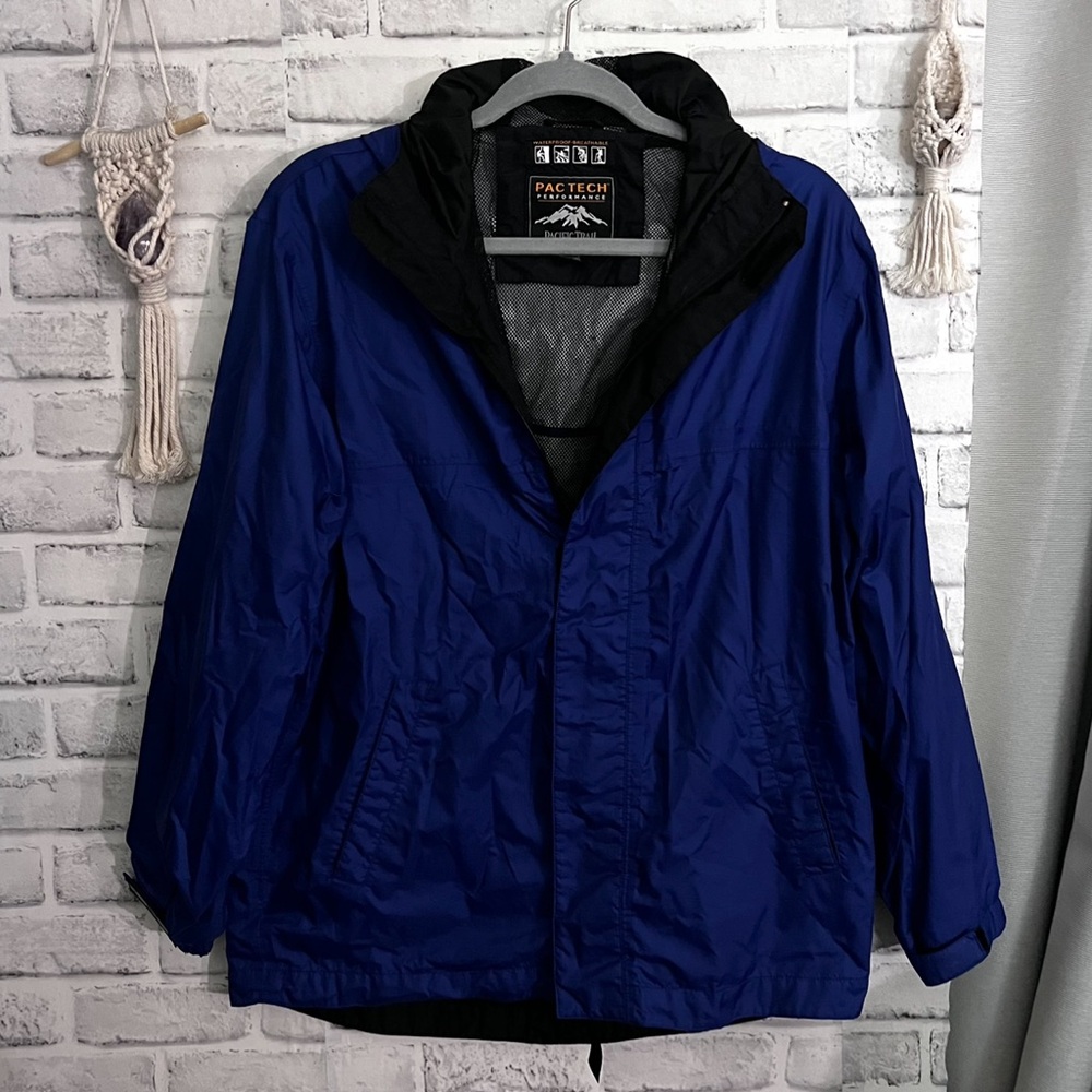 Pac Tech Windbreaker